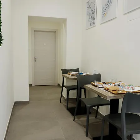 Dimora Savoia Napoli