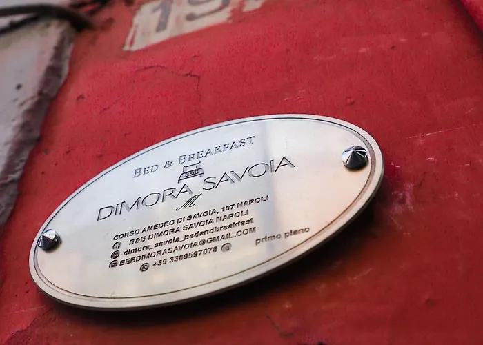 Dimora Savoia לינה וארוחת בוקר