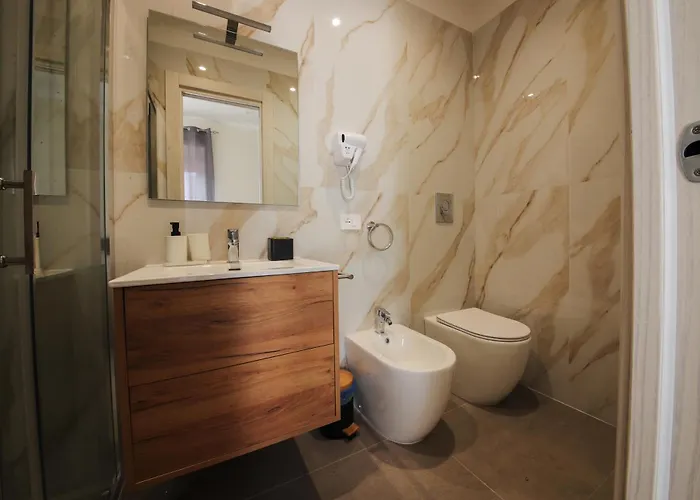 לינה וארוחת בוקר Dimora Savoia